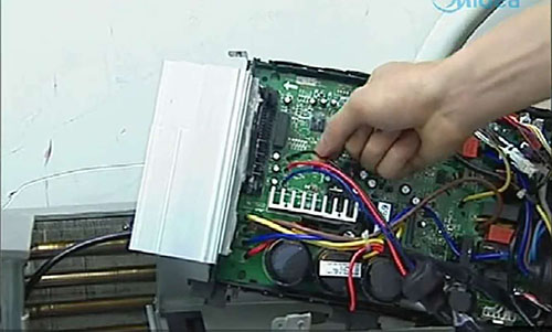 弋阳美的空调电话是多少